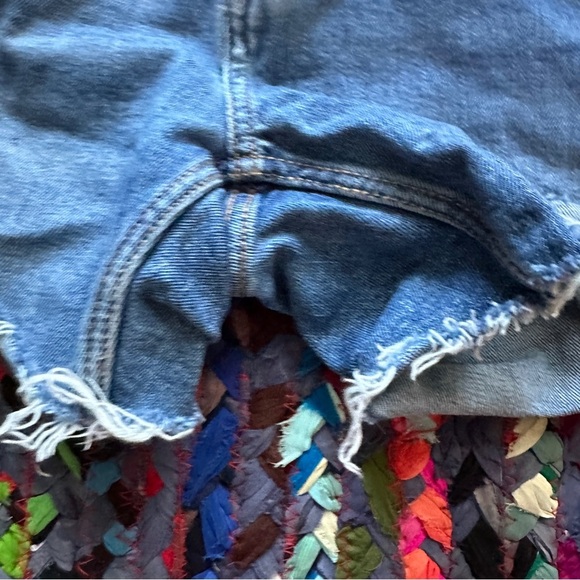 Old Navy OG Straight High Rise Blue Denim Distressed Jean Shorts Women’s Size 14 - Picture 8 of 14